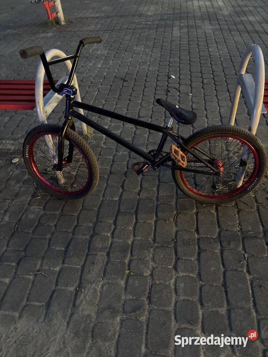 BMX całkowitym serwisie Rowery