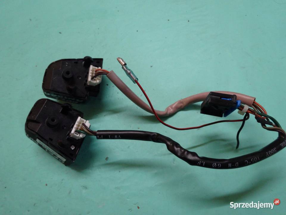 OPEL ANTARA 08r przełączniki kierownicy