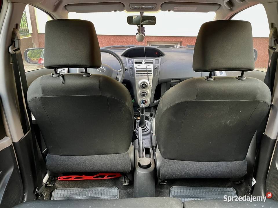 Toyota Yaris ll 13 vvti Polski salon 2wł 120 sprzedam