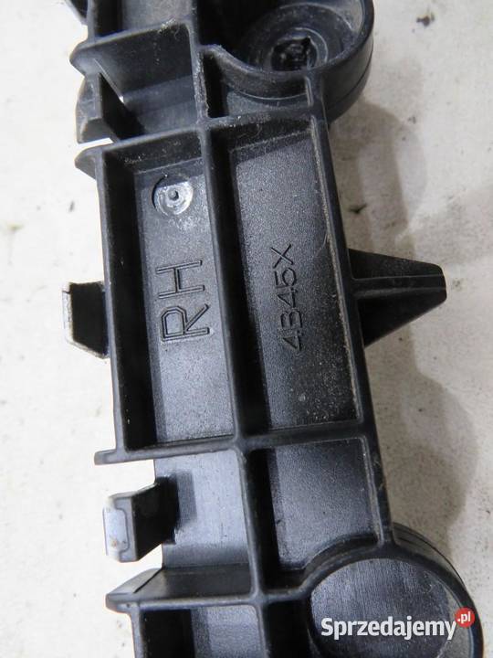 ŚLIZG ZDERZAKA PRAWY TYŁ MITSUBISHI OUTLANDER