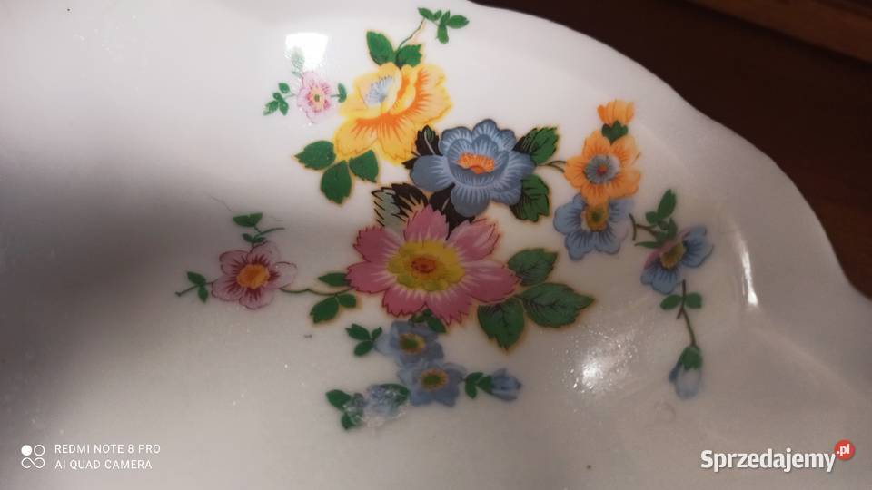 Patera Victoria Czechoslovakia Biała złocona Gdańsk sprzedam