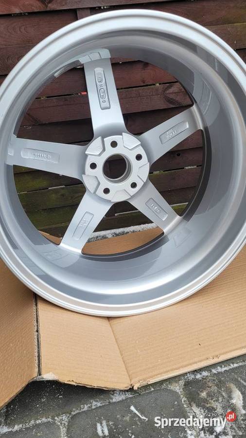 Alufelgi 19 renowacji 5x108 Ford Jaguar Volvo Samochodowe lubelskie Turobin