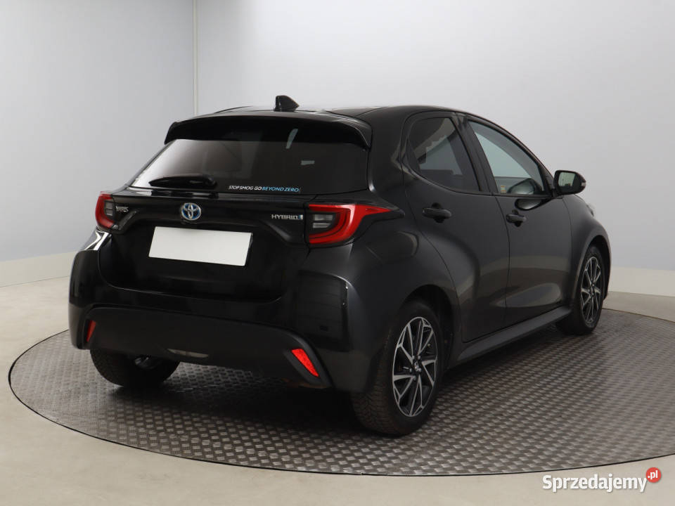 Toyota Yaris 15 VVTi Hybrid nieuszkodzony Bielany Wrocławskie