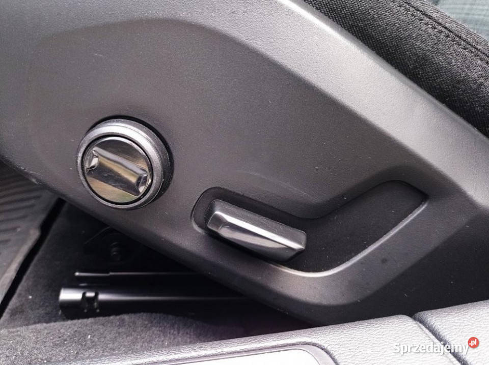 Volvo V60 Cross Country 2022r FV23 Full LED Kraków