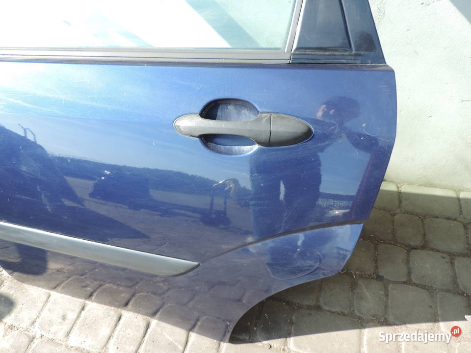 FORD FOCUS MK1 KOMBI DRZWI LEWY TYŁ KOLOR i2 małopolskie Nowy Sącz