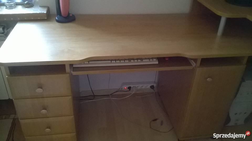 Sprzedam biurko w super stanie małopolskie sprzedam