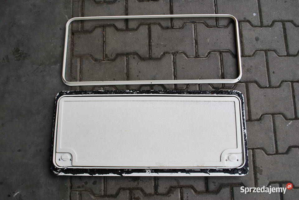 Drzwiczki serwisoweluk bagażowy 785cmX345 VAT marża sprzedam