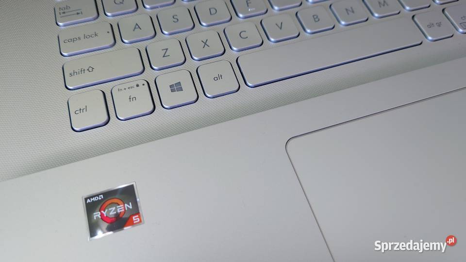 Laptop Asus VivoBook 17 X712DA 2 x SSD 20GB RAM Kwidzyn sprzedam