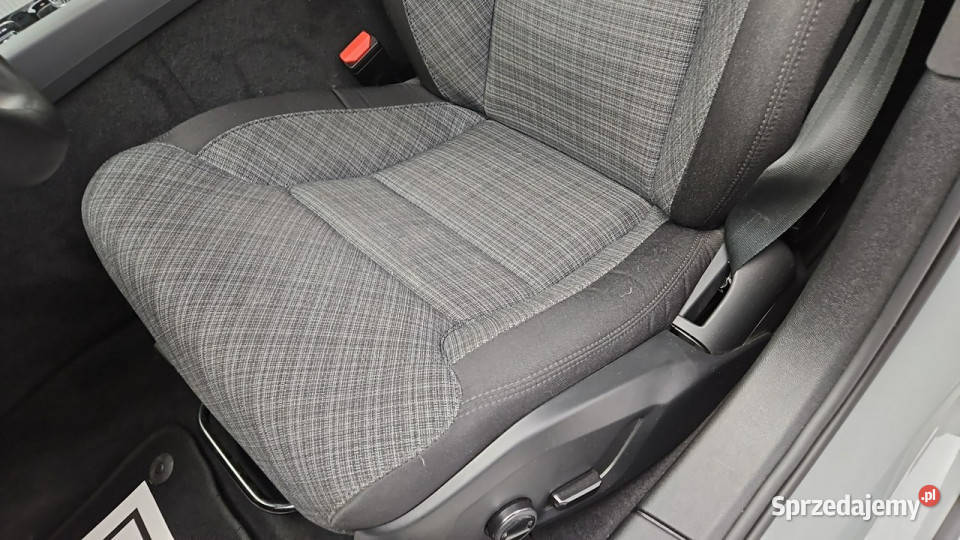 Volvo V60 B3 B Core aut Z Polskiego Salonu szary Warszawa