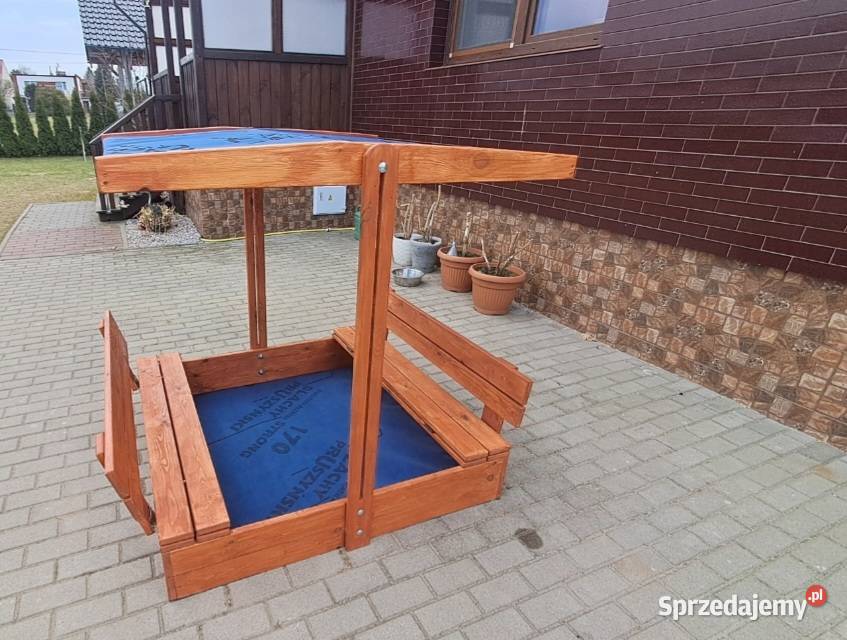 Piaskownica zamykana pod wymiar Biskupice