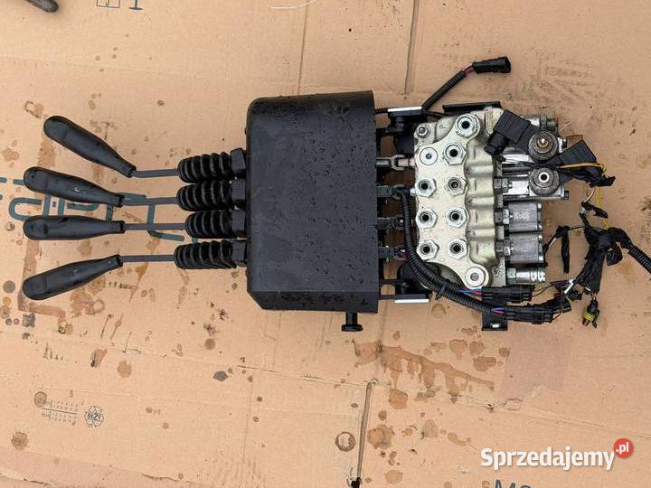 Cesab rozdzielacz hydrauliczny Układ kierowniczy Antonie sprzedam