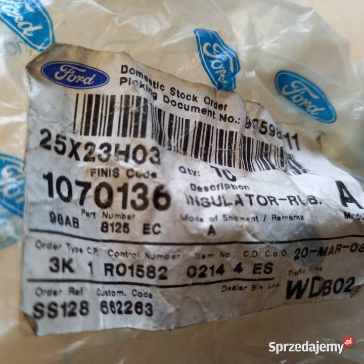 107013698AB8125EC Tuleja mocowania chłodnicy Chłodnie wody