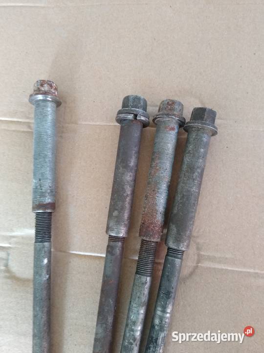 Junak m10 m07 szpilki silnik głowica zestaw Kruszwica