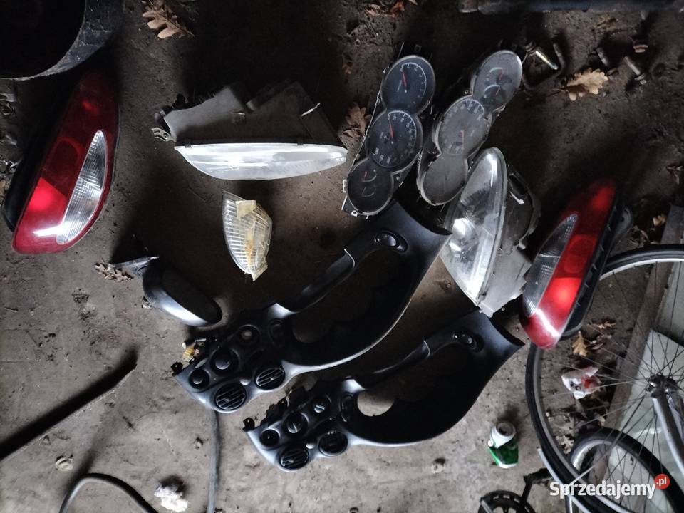 błotnik prawy lewy lampa licznik Hyundai Coupe Kamień