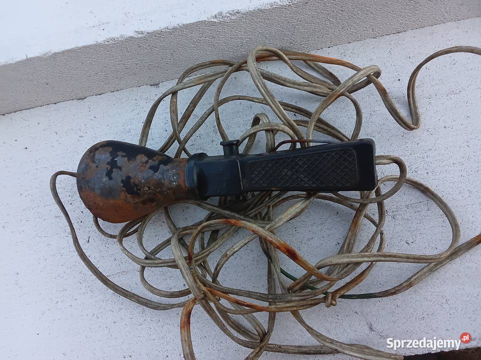 Lampka samochodowa awaryjna Uaz Warszawa Żuk osobowe