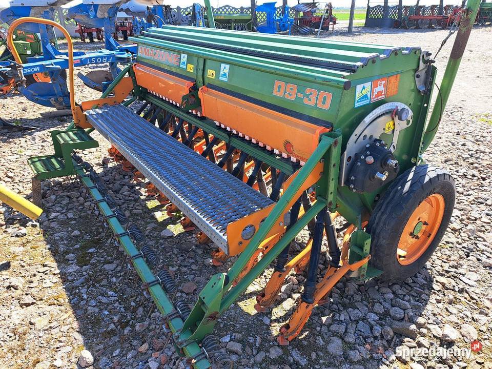 Siewnik AMAZONE D9 SPECJAL TYP 30 z Niemiec Kłodawa
