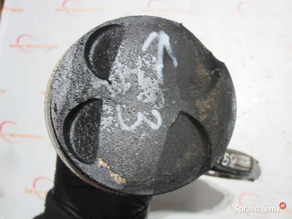 TŁOK KORBOWÓD 813P CITROEN DS3 16 VTI 5F01 1016