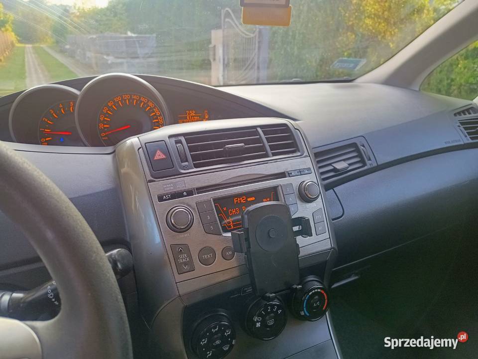 Toyota Verso 20 D4D Okazja światła do jazdy dziennej