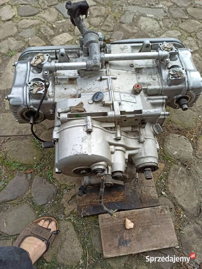Gl 1000 goldwing silnik Silniki i osprzęt Haczów