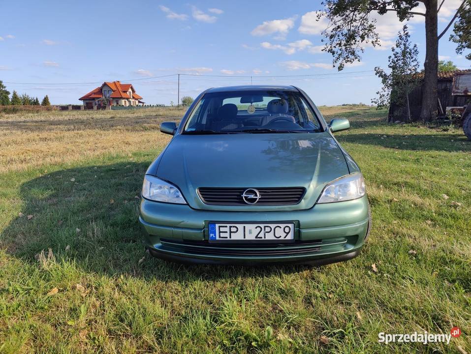 Astra G 16 8V gaz 1999r 10 lat u nas jeżdzi