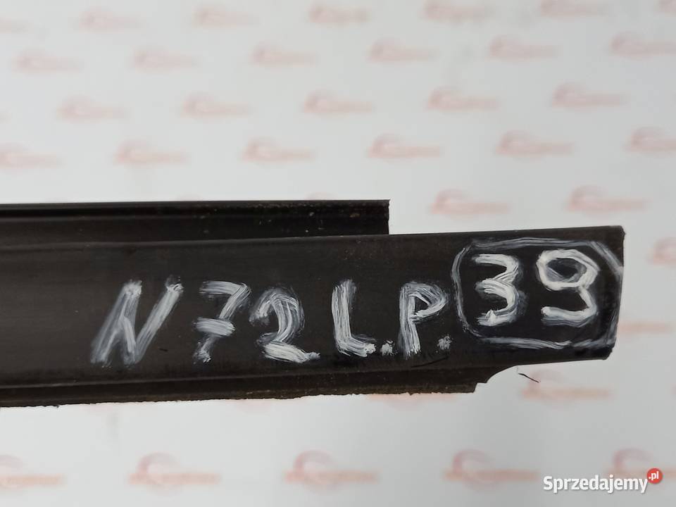 LISTWA ZGARNIAJĄCA LEWY PRZÓD JEEP PATRIOT 0711 osobowe Kielce