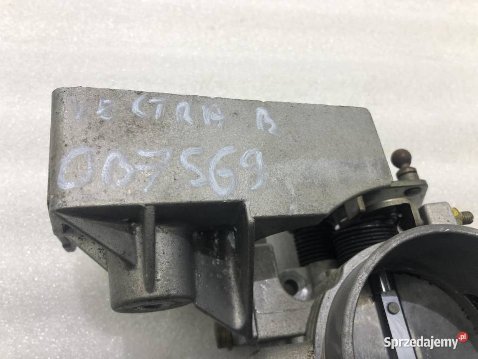 PRZEPUSTNICA OPEL VECTRA B 20 16V 90499468 sprzedam