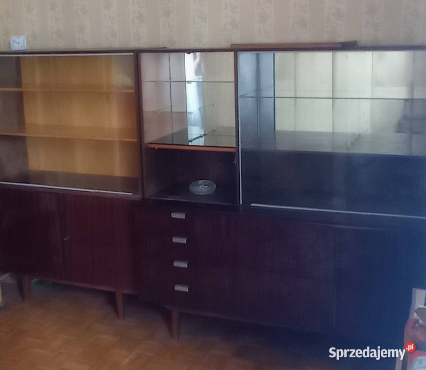 Regały oszklone plus barek wintage prod Czechy 150cm Wrocław