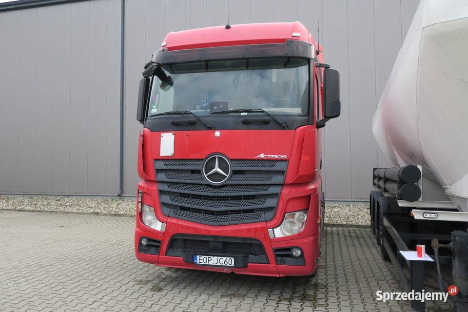 Ciągnik siodłowy MERCEDESBENZ ACTROS 1845 1023200km Opoczno