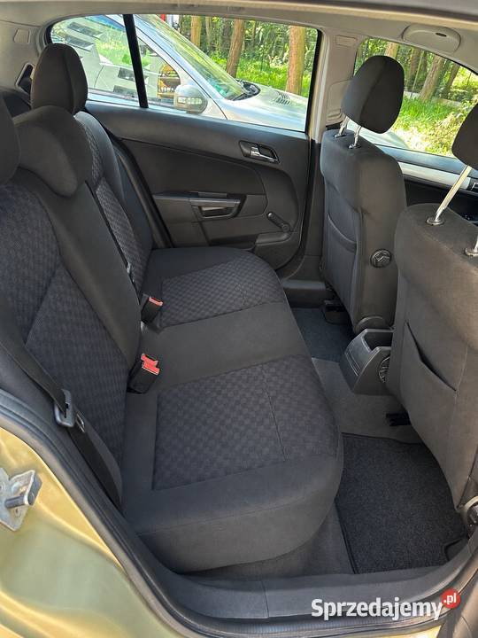 Opel astra H 2004