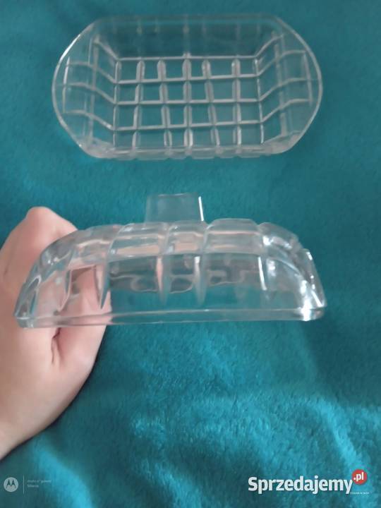 Sprzedam maselnicę na zdjęciach Bukowno