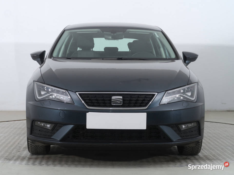Seat Leon 15 TSI światła przeciwmgielne Piaseczno