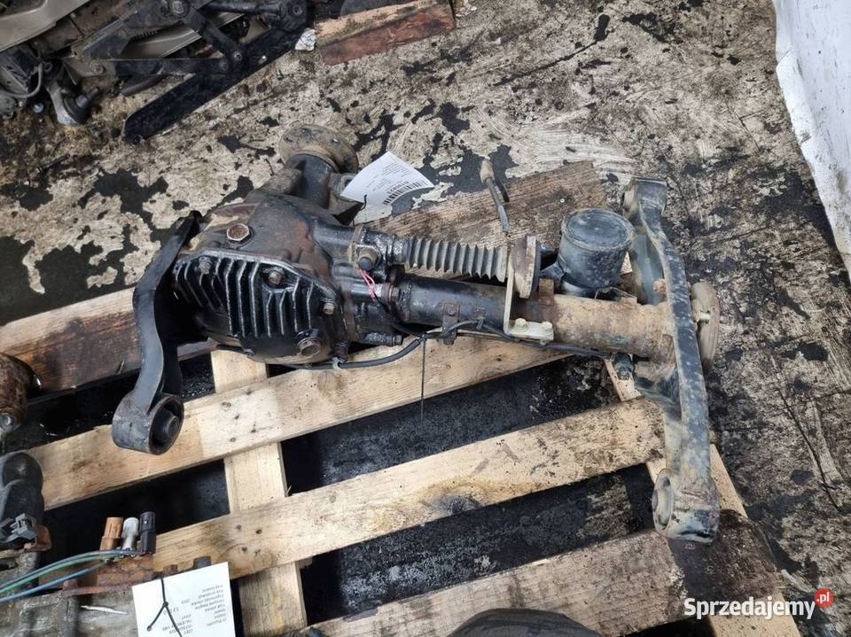 MOST PRZEDNI MITSUBISHI PAJERO III V80 4100 XXW osobowe Lipno sprzedam