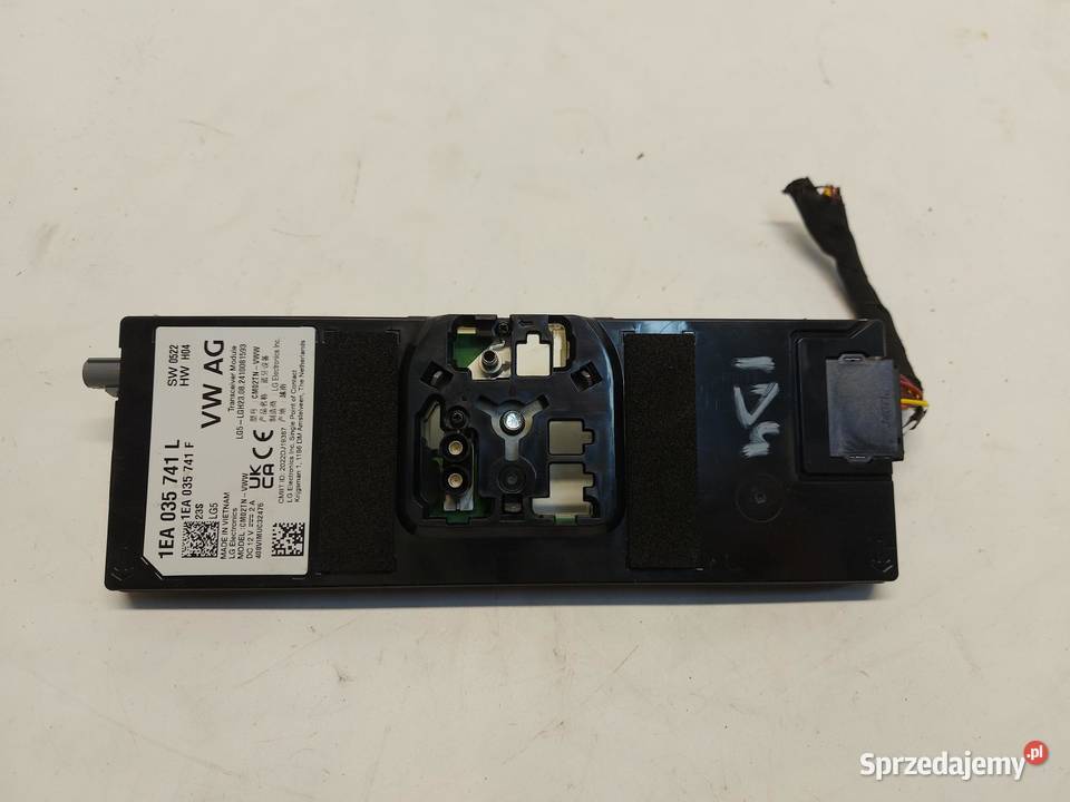 VW ID4 11A 2024r SUV 5D WZMACNIACZ MODUŁ ANTENA