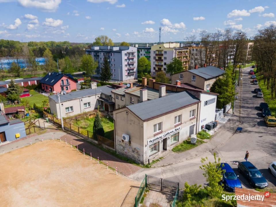 duży DOM z lokalem użytkowym Inwestycja Liczba pokoi 10 Będzin