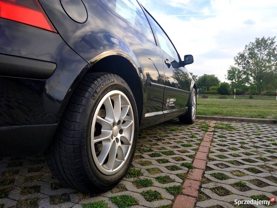 Golf IV 4 16 FSI Highline ASR (kontrola trakcji) Opole sprzedam