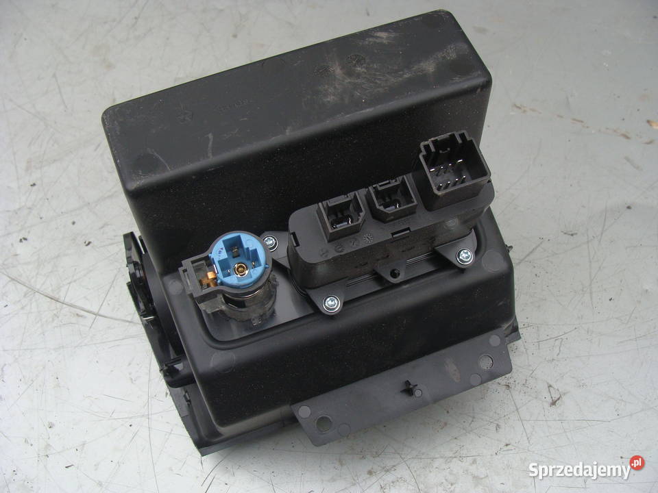 JEEP GRAND CHEROKEE IV WK2 SCHOWEK USB AUX SD Goleniów