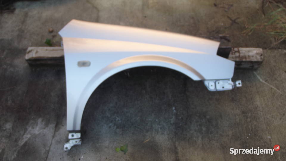 Nissan PRIMERA Błotnik prawy osobowe Poznań