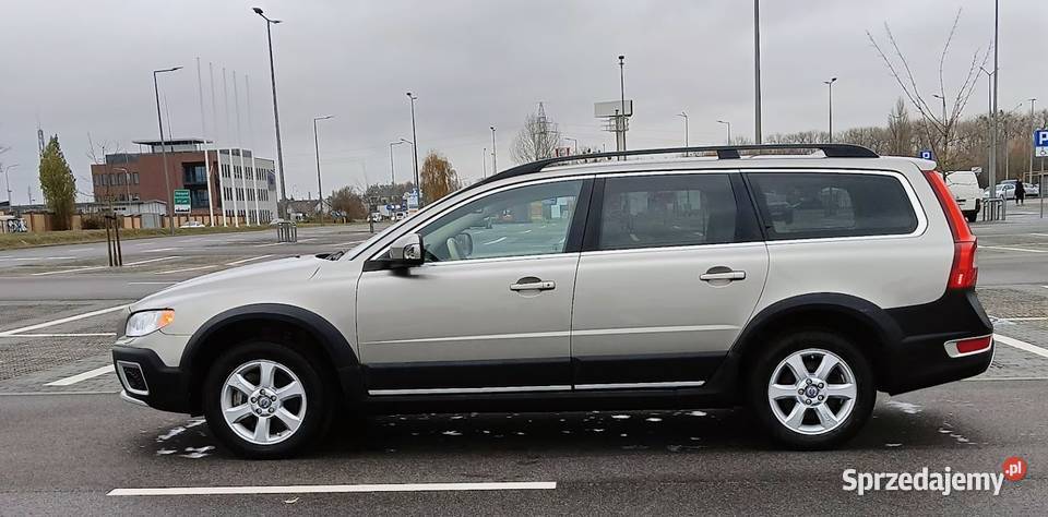 Volvo XC 70 4x4 Benz LPG model 2012 BEZWYPADKOWY