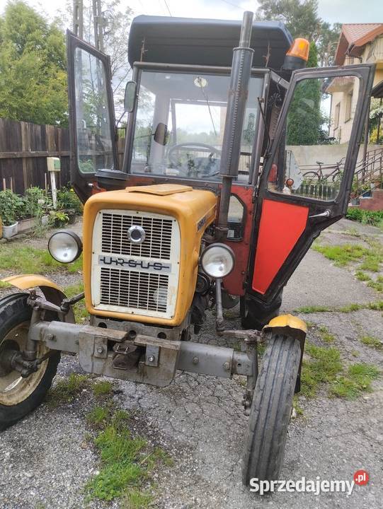 Ciągnik C33O M z1990 r Ostrowiec Świętokrzyski sprzedam