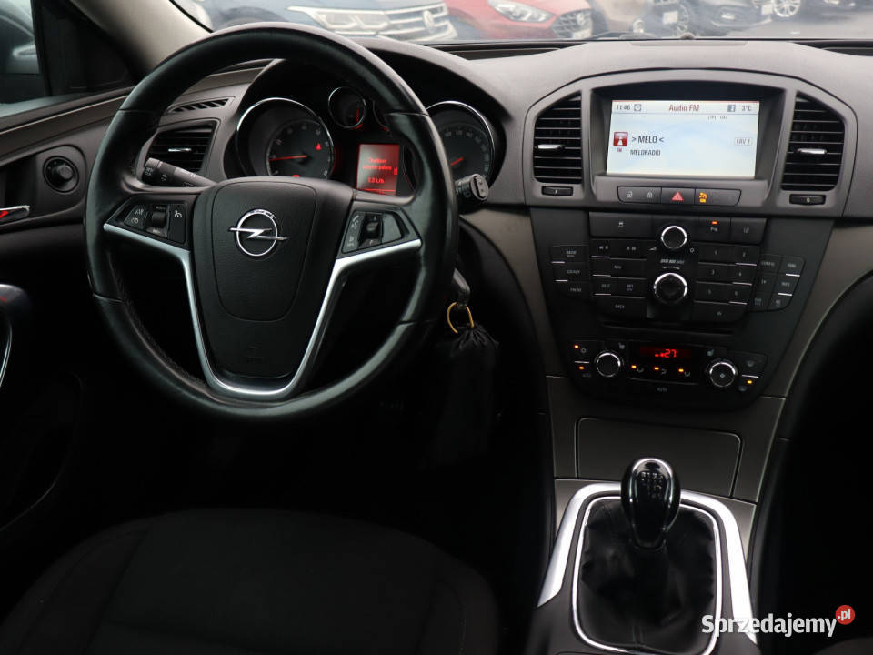 Opel Insignia 18 elektrycznie ustawiane fotele Bielany Wrocławskie sprzedam