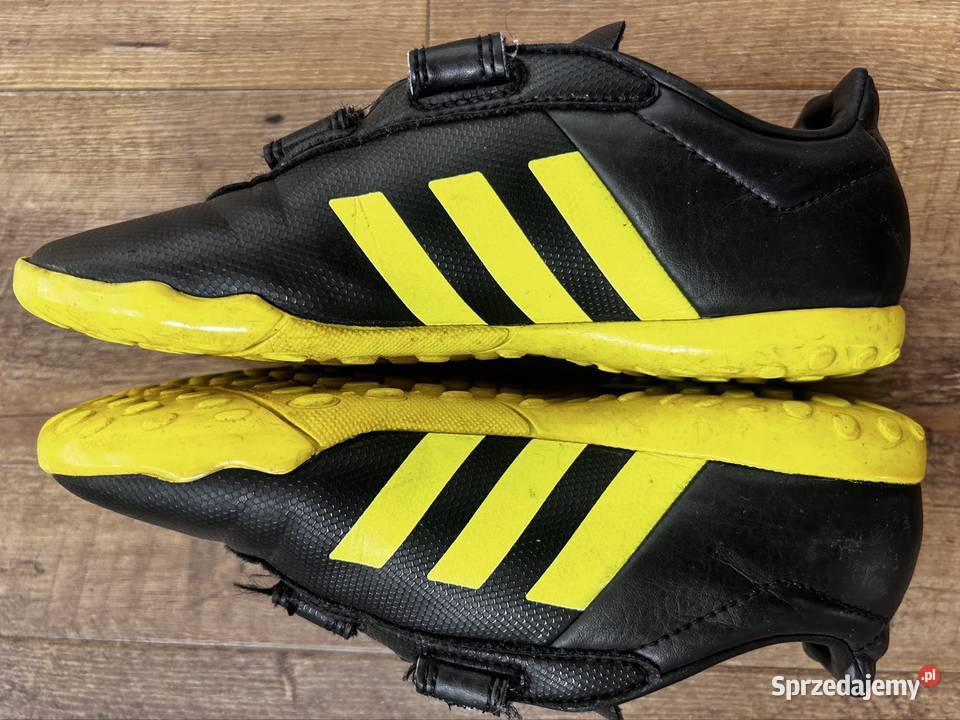 Turfy Adidas turfy buty piłkarskie 32 buty piłka mazowieckie Wyszków sprzedam