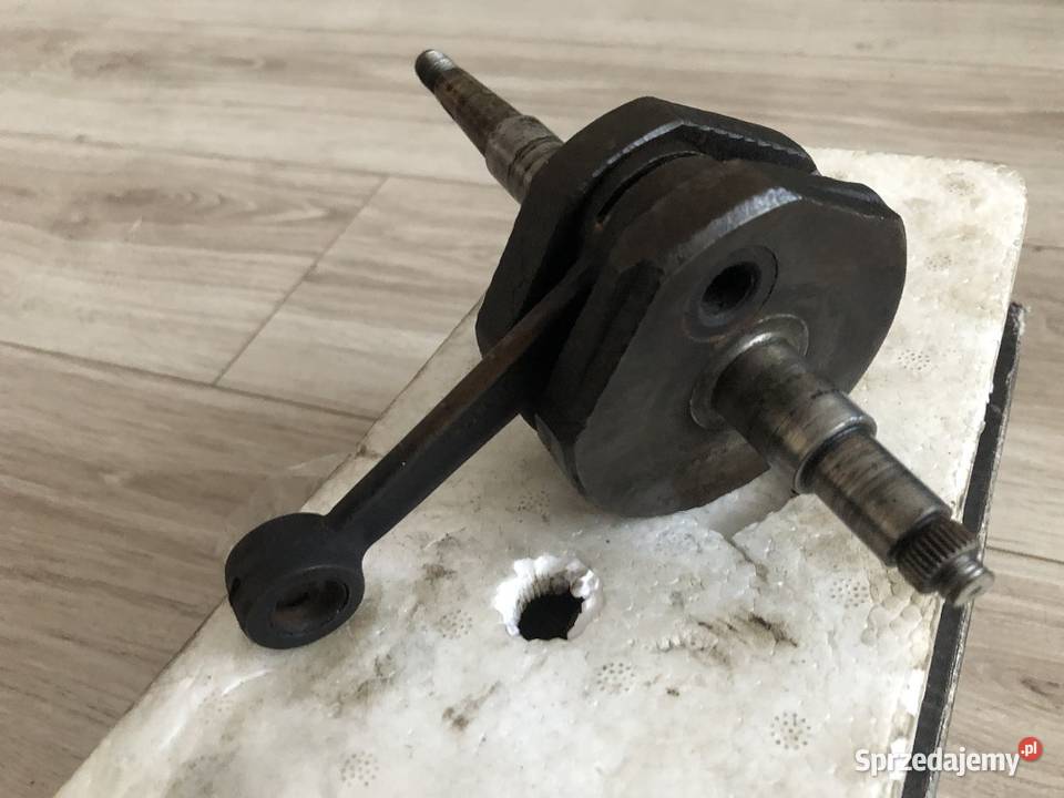 Wał silnika 019 Romet 3b Komar 50T1 Bydgoszcz