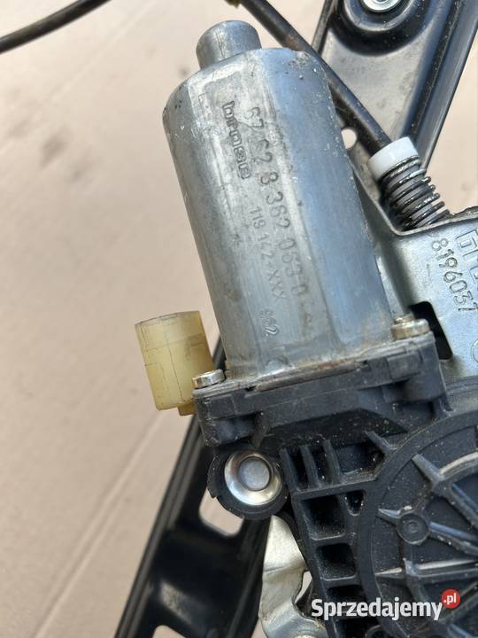 Podnośnik szyby lewy przód BMW e46 sedan 8196037 Bydgoszcz