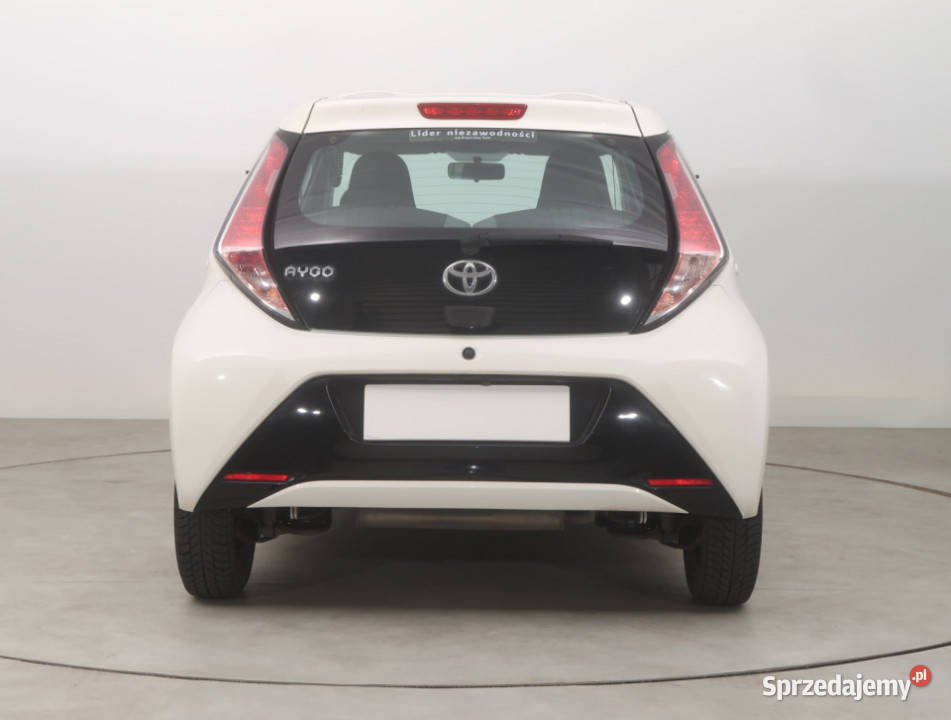 Toyota Aygo 10 VVTi manualna Aygo