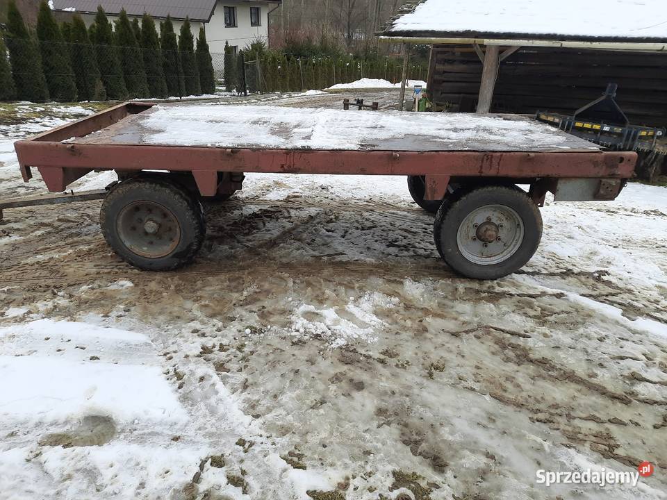 Rama rozrzutnika dprzyczepy platformyi nieuszkodzony Tuchów