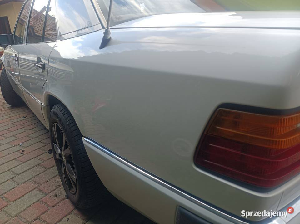 Suuper Mercedes w124 230e Sedan / Limuzyna Pruszków