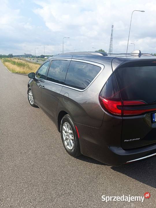 Chrysler Pacifica Rok produkcji 2022 Kołbiel