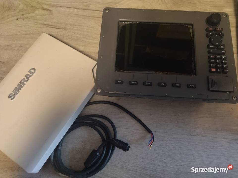 Wielofunkcyjny ploter nawigacyjny Simrad NSE8 sprzedam