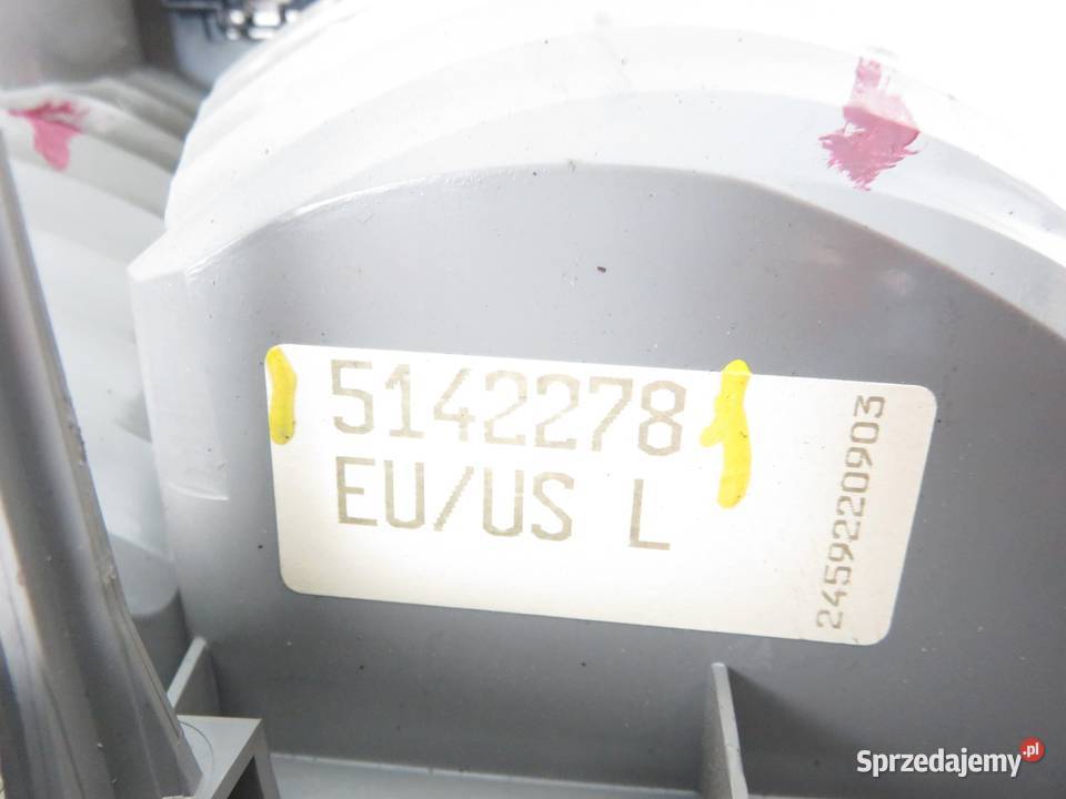 LAMPA LEWA TYLNA SAAB 95 Kombi 5142278 małopolskie