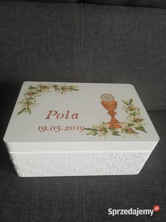 Kuferek komunijny lilie z imieniem i życzeniami Kędzierzyn-Koźle sprzedam
